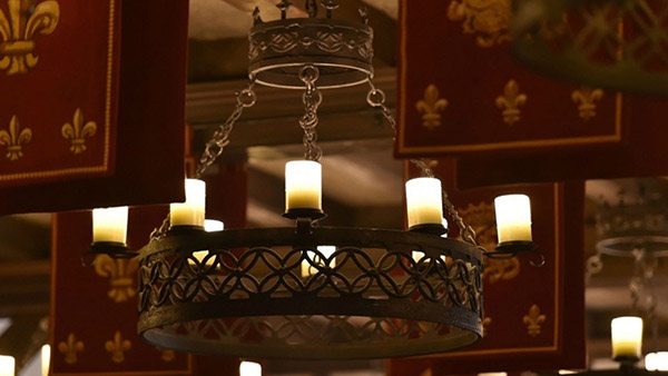 Puy Du Fou Studio SA Renaissance Tavern Picture 5