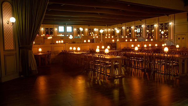 Puy Du Fou Studio SA Belle Époque Restaurant Picture 9