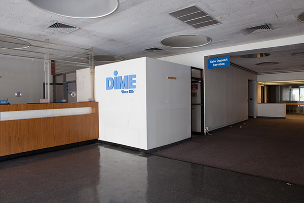 Broadway Stages SA Bank Picture 001