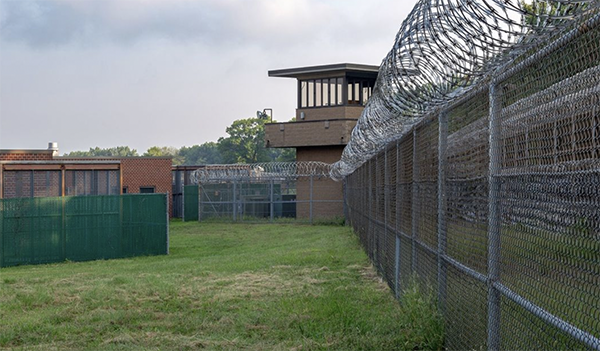 Broadway Stages SA Correctional Facility Picture 11