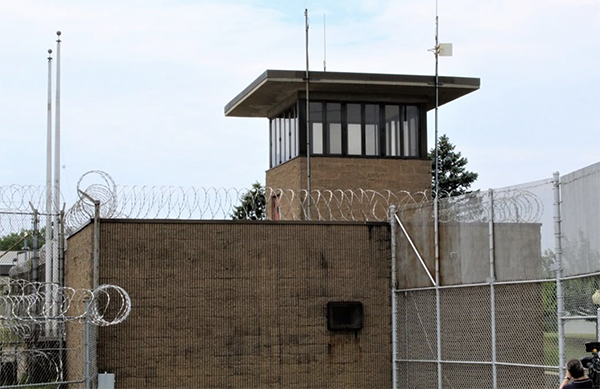 Broadway Stages SA Correctional Facility Picture 15