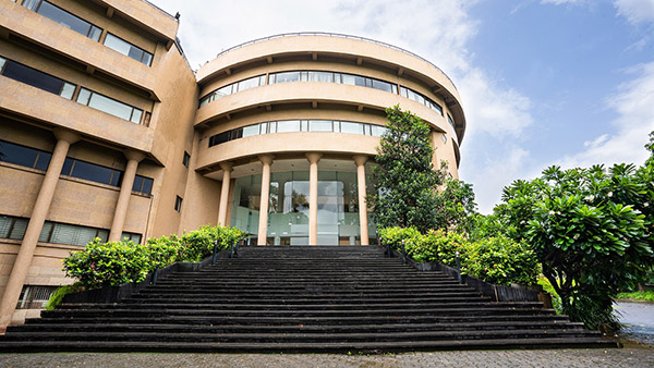 Film City Mumbai SA Mukta Arts Building Picture 00002