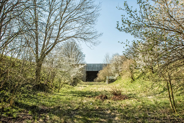 Filmstationen SA Airport, Exterior, Bunker & Buildings Picture 00028
