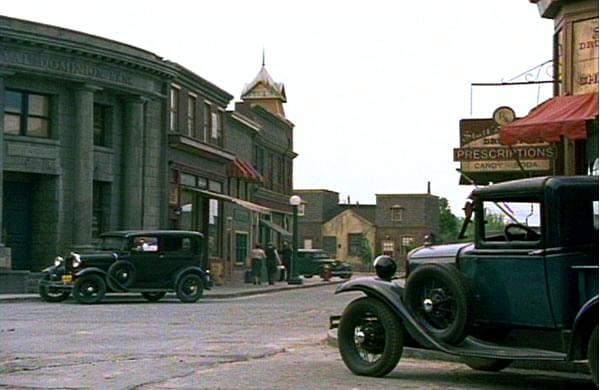 Sullivan Studio & Backlot SA 1930's Town Picture 5