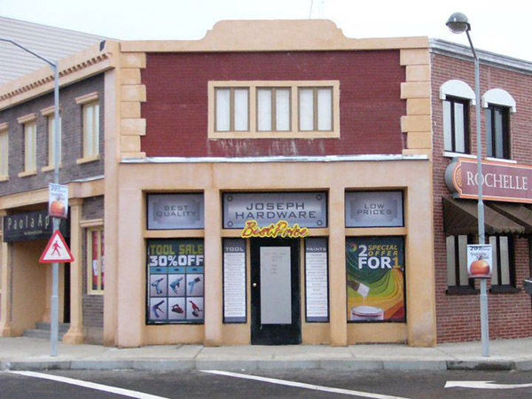 UFO Film & Studios SA American Town Picture 5