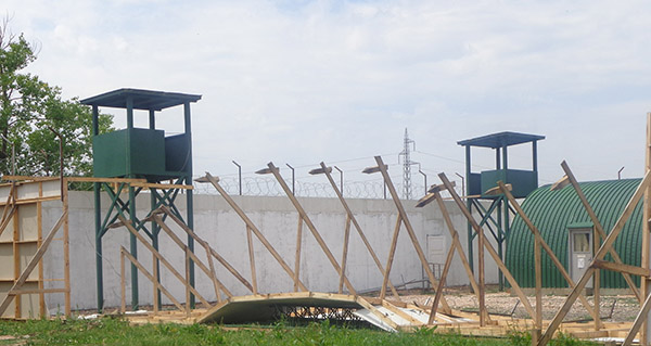 UFO Film & Studios SA US Embassy - Prison - Boot Camp Picture 2