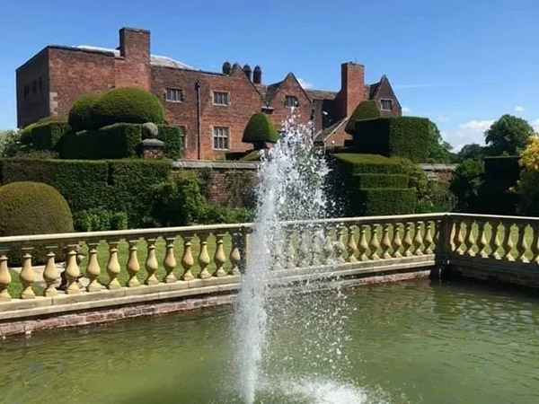 Tatton Film Studios SA Peover Hall - Pond Picture 4