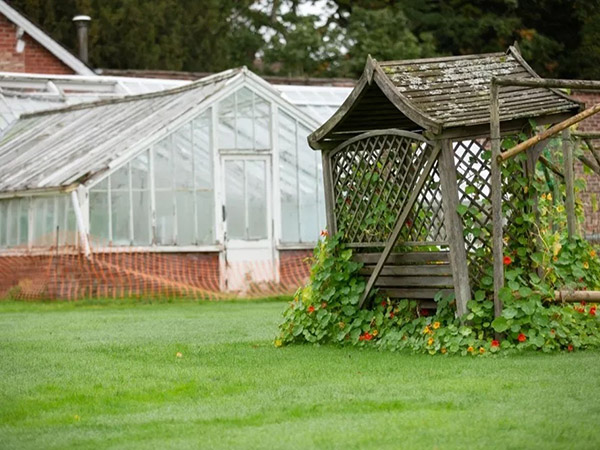 Tatton Film Studios SA Peover Hall - Walled Gardens Picture 5