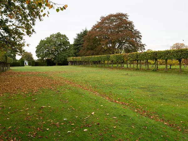 Tatton Film Studios SA Peover Hall Gardens Picture 7