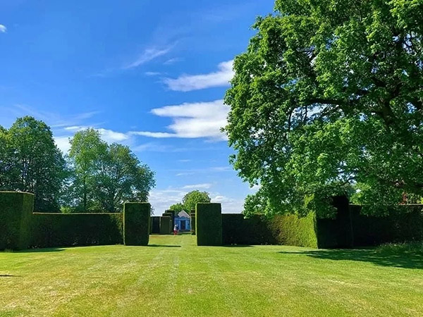 Tatton Film Studios SA Peover Hall Gardens Picture 8