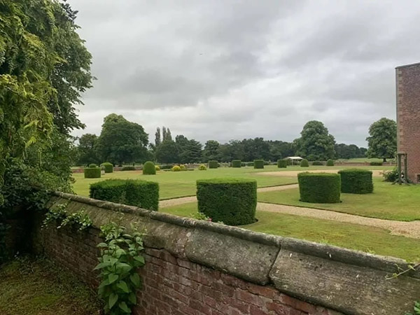Tatton Film Studios SA Peover Hall Gardens Picture 10