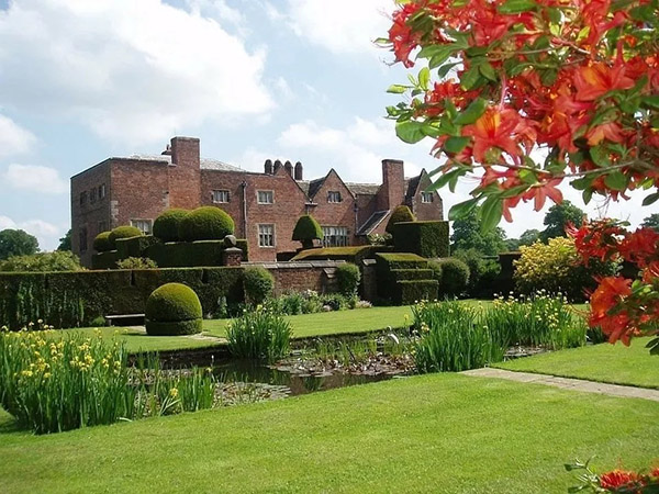 Tatton Film Studios SA Peover Hall Gardens Picture 11