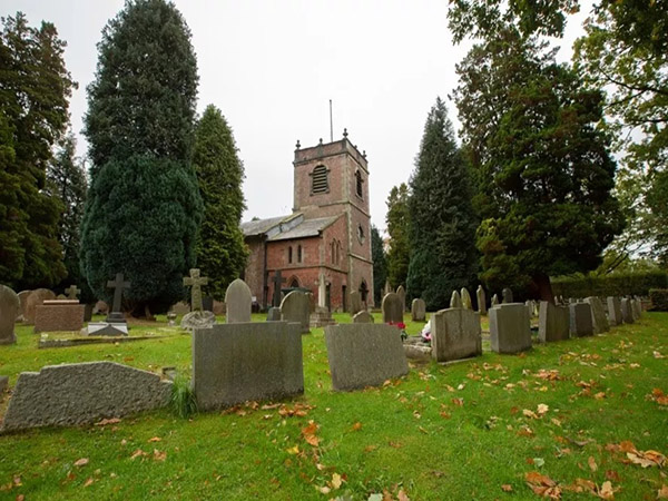 Tatton Film Studios SA St Lawarence's Church Picture 11