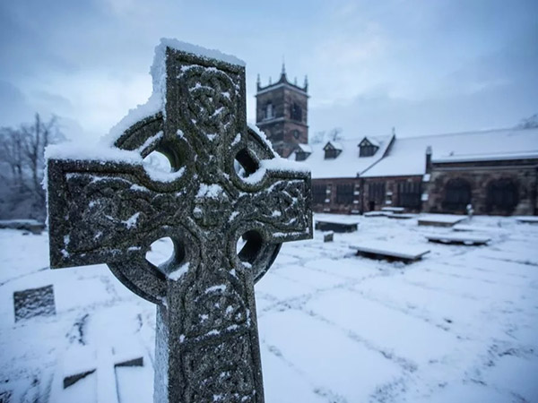 Tatton Film Studios SA St Mary's Church, Rostherne Picture 6