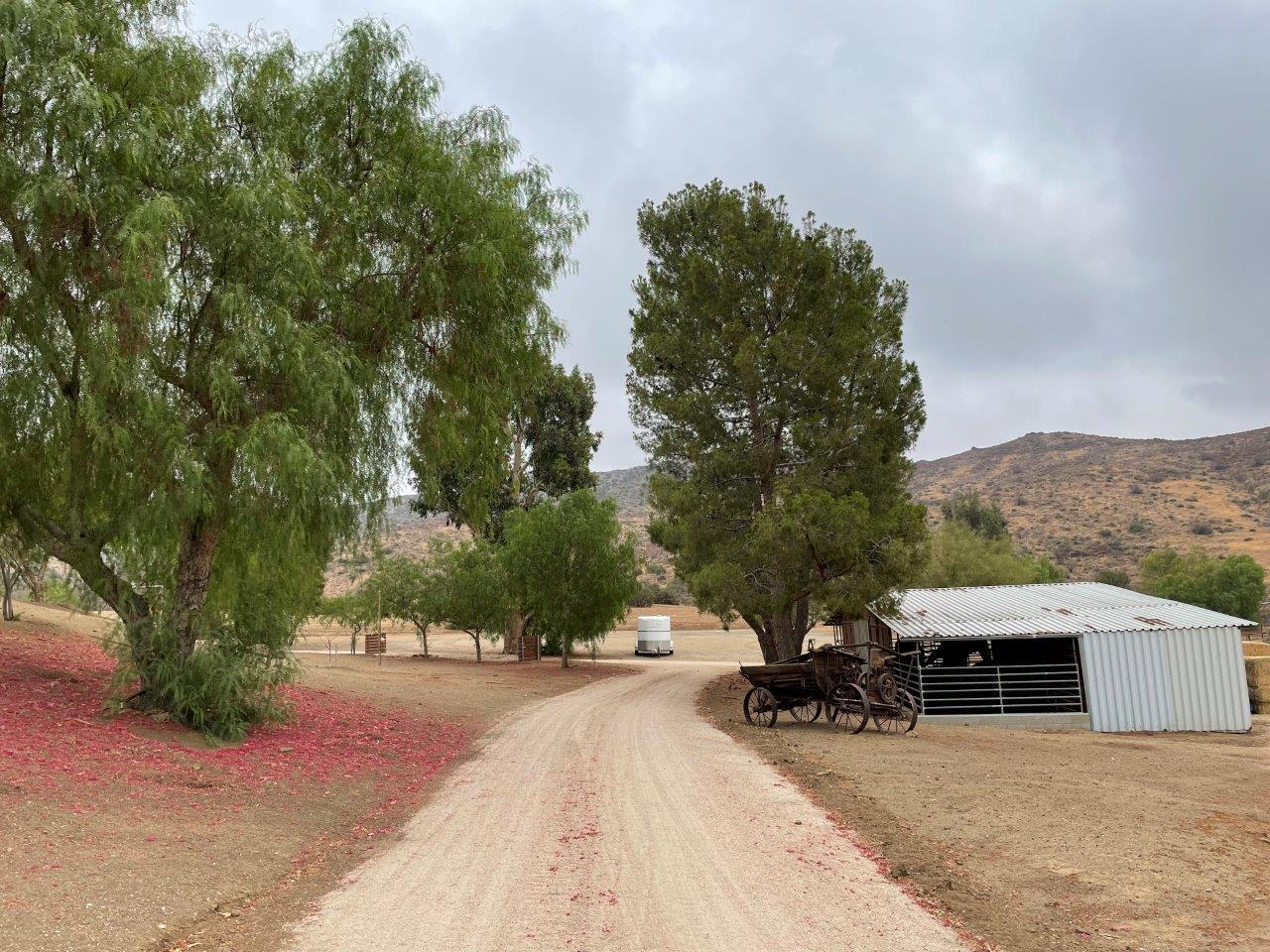 6 Guns Film Location SA Horse Barn Picture 7