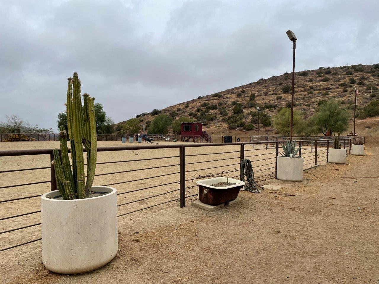 6 Guns Film Location SA Horse Barn Picture 21