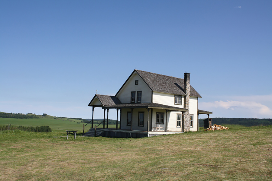 CL Western Town & Backlot SA The Hillside Farm Picture 4