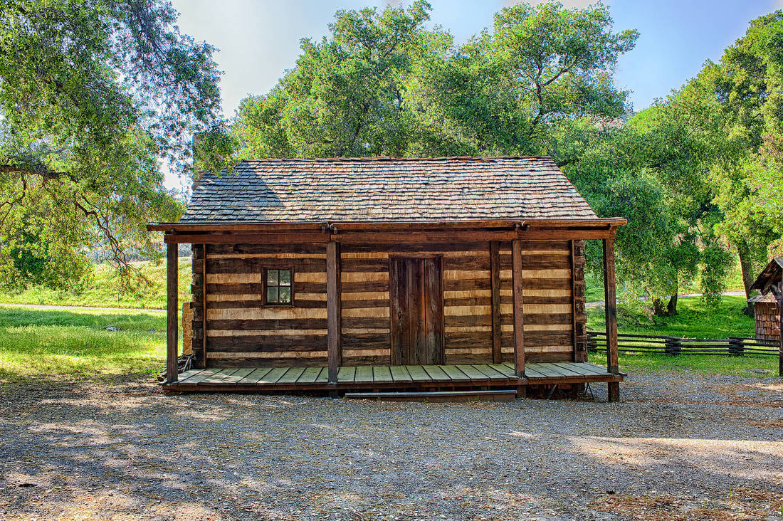 Rancho Deluxe SA Historical Log Cabins Picture 11