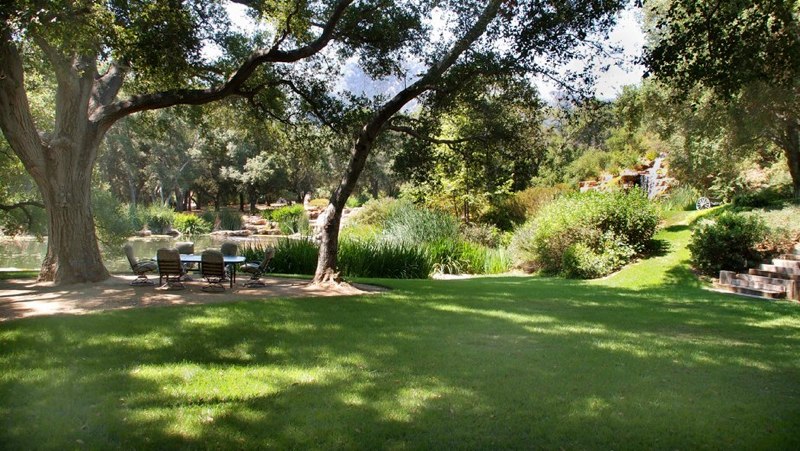 Rancho Deluxe SA Lake, Pond & Waterfalls Picture 6