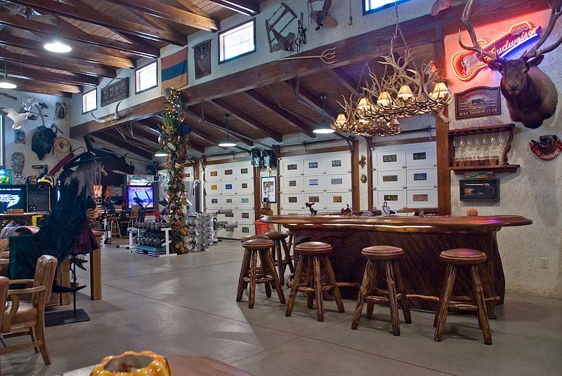 Rancho Deluxe SA Man Cave Game Room Picture 16