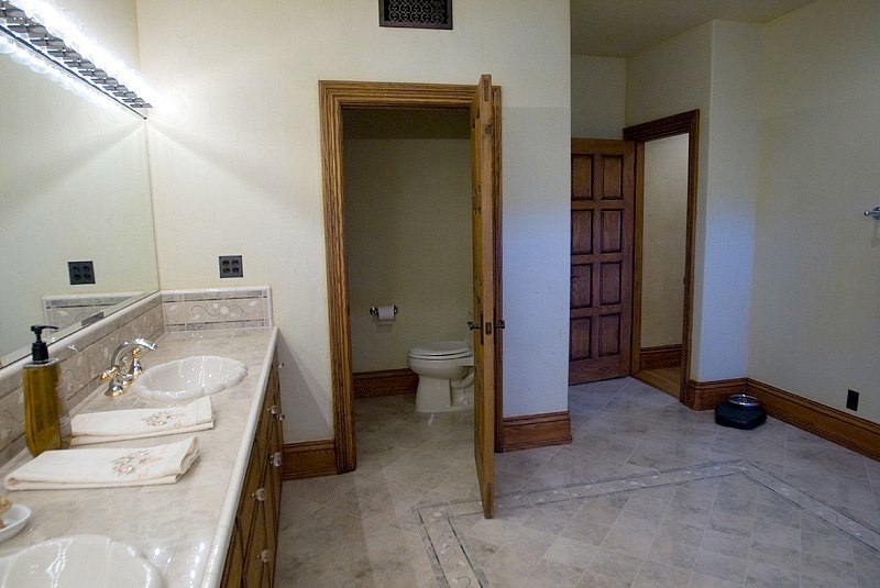 Rancho Deluxe SA Mediterranean Villa (Interior) Picture 8