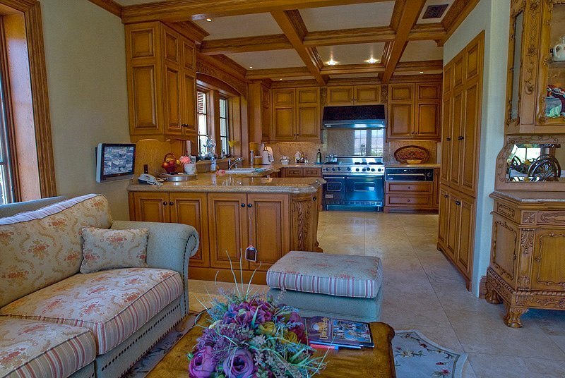 Rancho Deluxe SA Mediterranean Villa (Interior) Picture 9