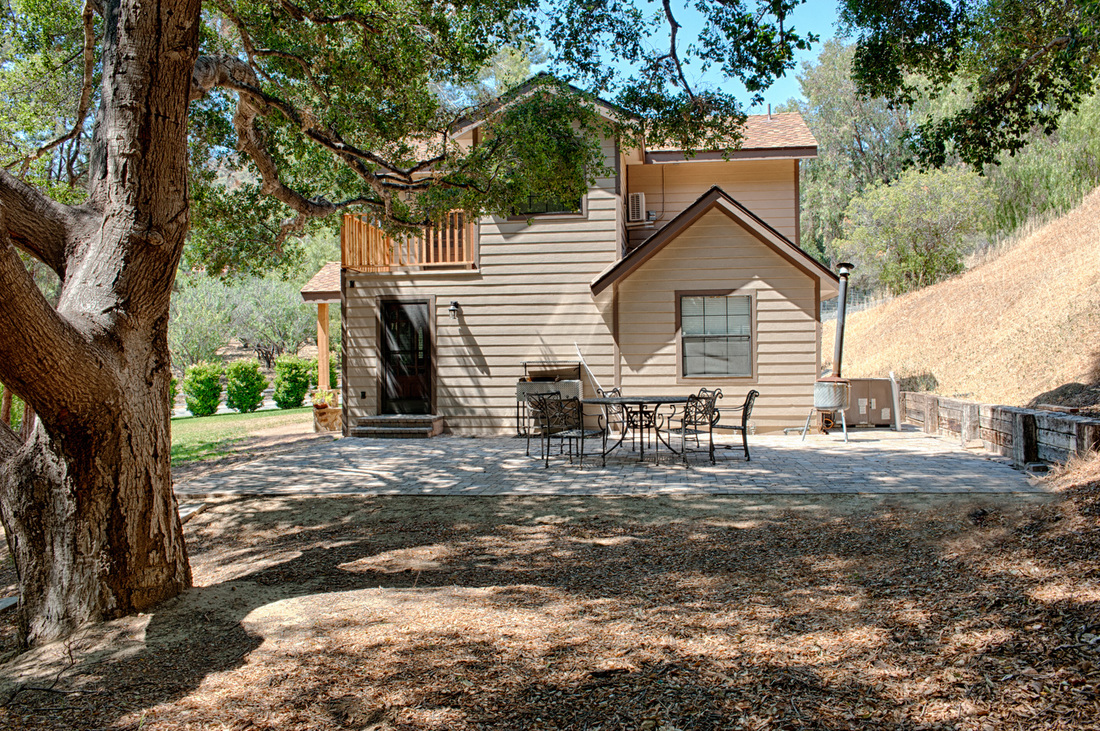 Rancho Deluxe SA Modern House Picture 3