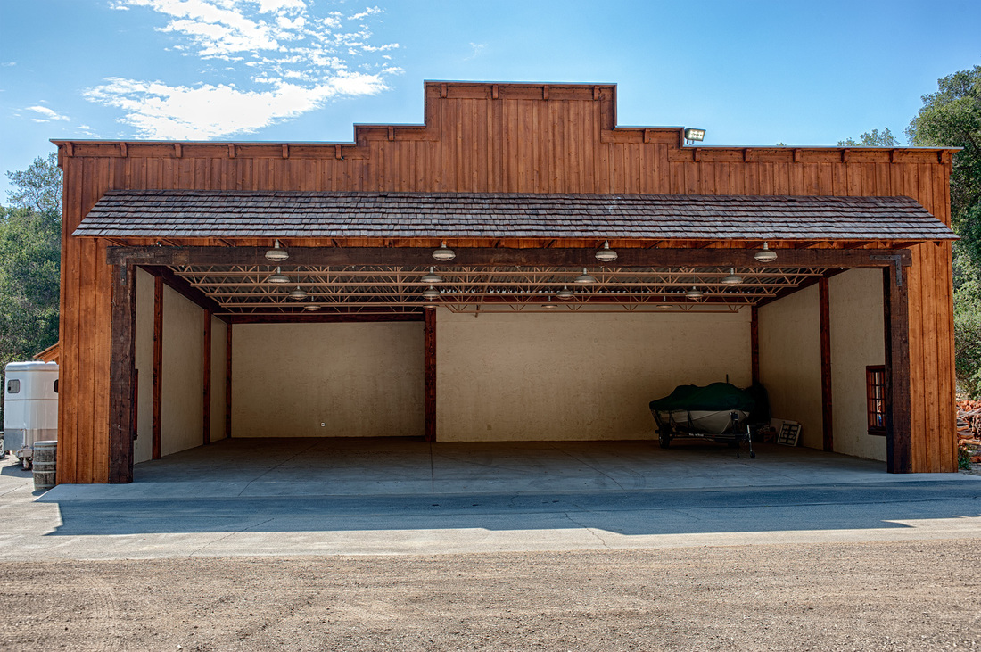 Rancho Deluxe SA Western Barn Picture 3