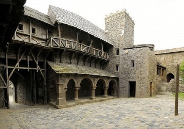 NFI Studios Fot SA Medieval Town Picture 22
