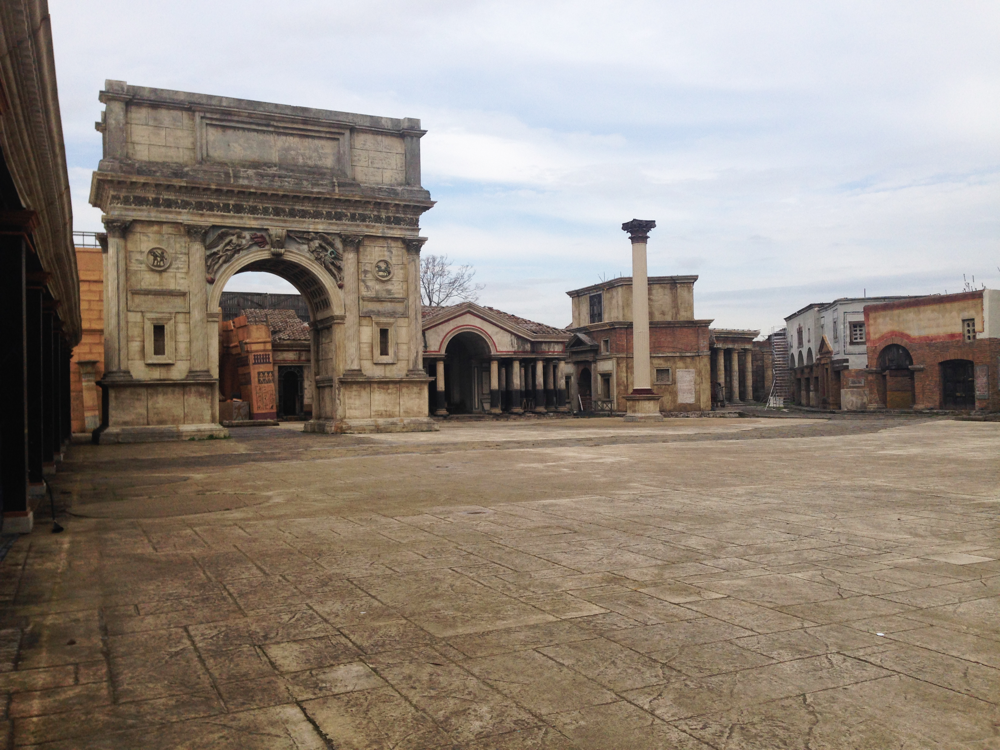 XRuiz_Cinecitta SA Ancient Rome Set Picture 008