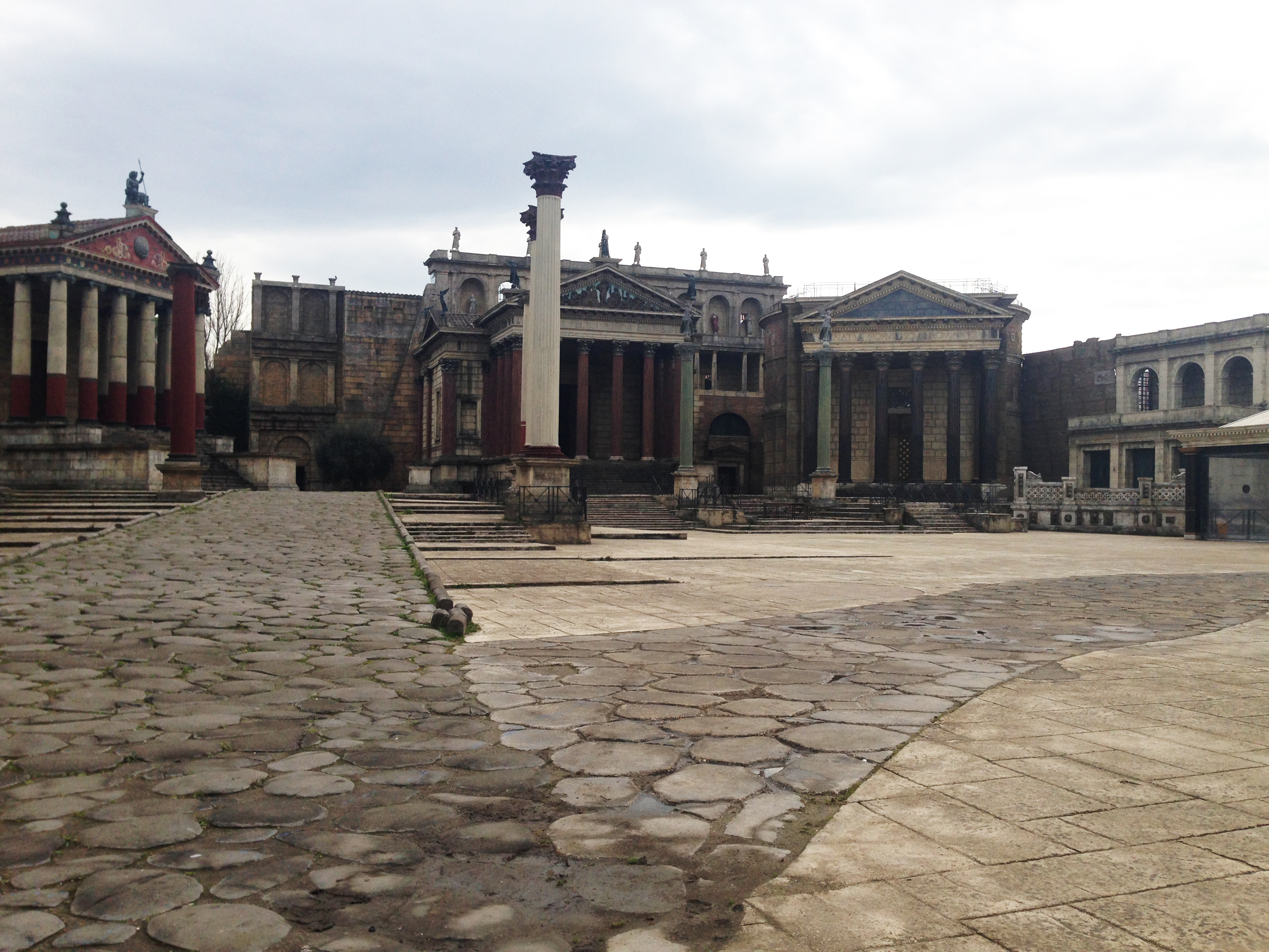 XRuiz_Cinecitta SA Ancient Rome Set Picture 009